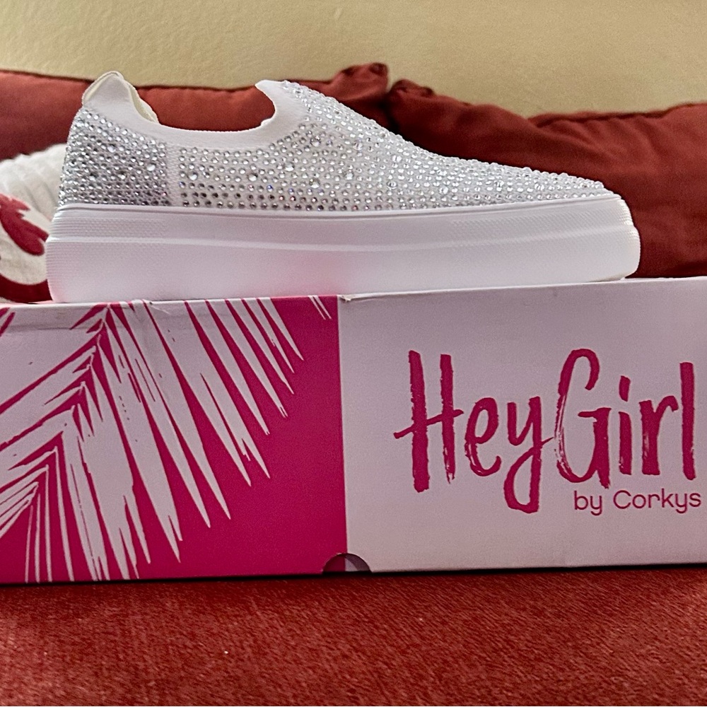 Corkys Hey Girl Pink and White Box